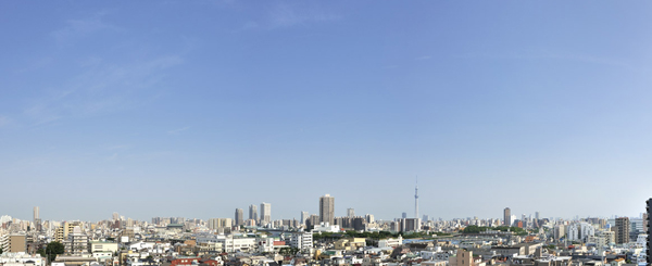 Buildings and facilities. "Park Holmes Machiya" the ground 15 stories. Because there is little high building around, A feeling of opening rich view from the upper floors will be expected to. You can incorporate the premium landscape to life.  ※ View from a height of about 33m (11 floors or equivalent) (southeast side) / July 2012 shooting
