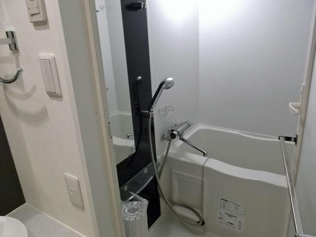 Bathroom. Indoor (June 2013) Shooting