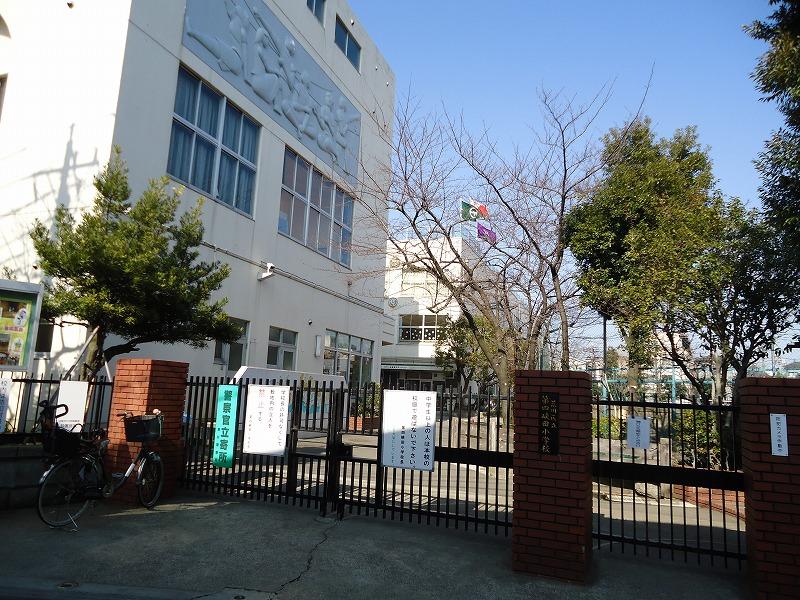 Primary school. Fourth Kaita to elementary school 200m