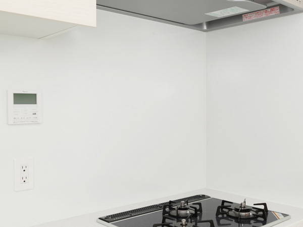 Kitchen.  [Enamel kitchen panel] Installation quick and the kitchen panel washable dirt in one wipe before stove. You can use the magnet, It is useful to put a recipe and notes.