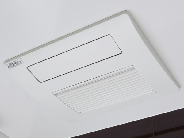 Bathing-wash room.  [TES-type bathroom heater dryer] Quickly eliminate the moisture in the bathroom. Not only inhibit fungal, Washing and drying and heating at the time of rainy weather ・ Also it combines cool breeze effect.
