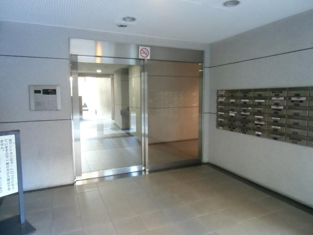 Other common areas. Mansion entrance has become the auto-lock.