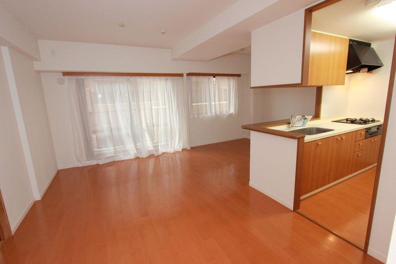 Living. Living-dining