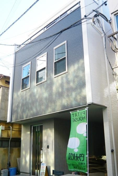 Local appearance photo. The building was imposing completed! Well-equipped and sophisticated design ・ We will deliver the specifications. 