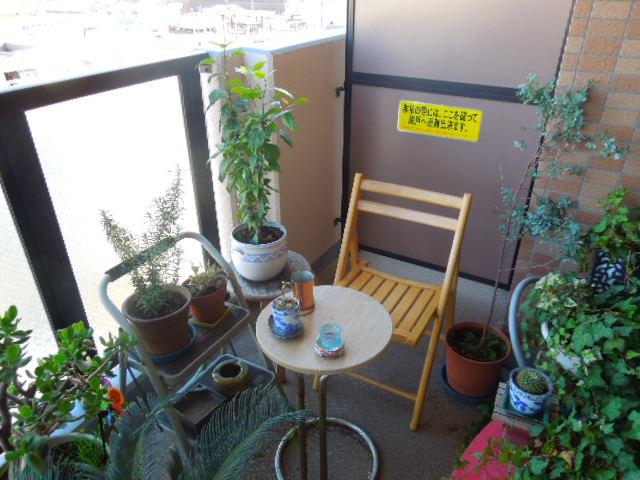 Balcony. Local (12 May 2013) Shooting