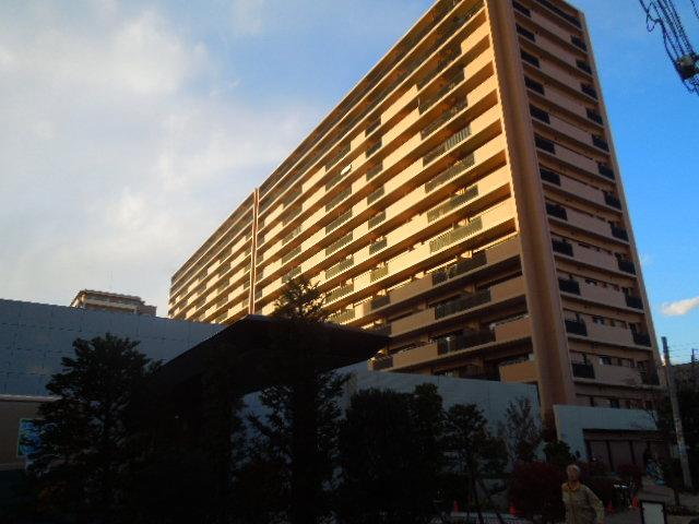 Other local. Local (11 May 2013) Shooting Balcony side