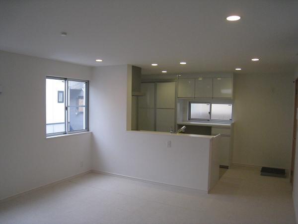 Same specifications photos (living). ( Building) same specification