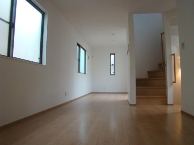 Living. Indoor (11 May 2013) Shooting