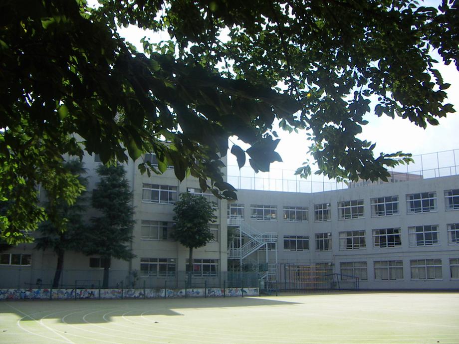 Primary school. Sendagi until elementary school 611m