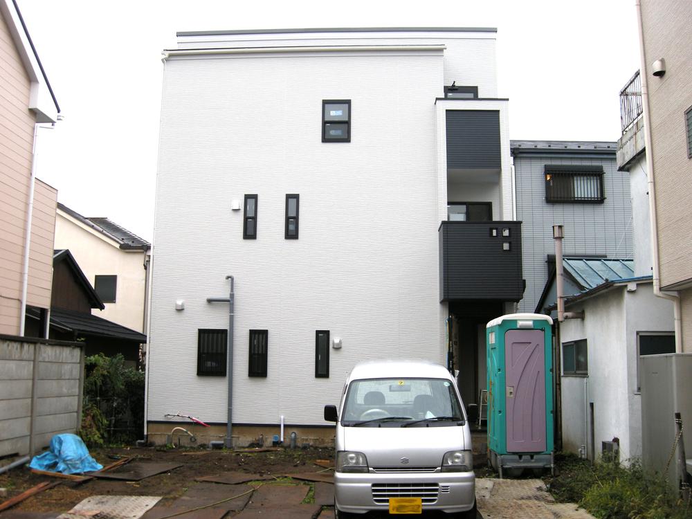 Local appearance photo