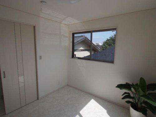 Non-living room. Room (August 2013) Shooting