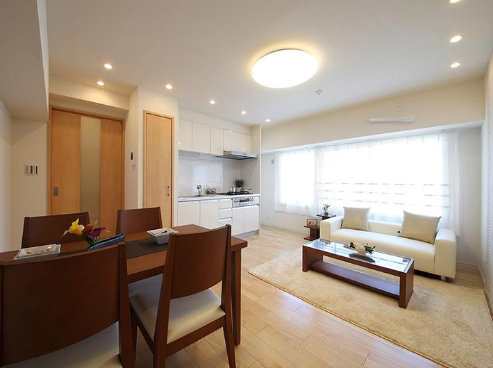 Living. Happy Furnished sale