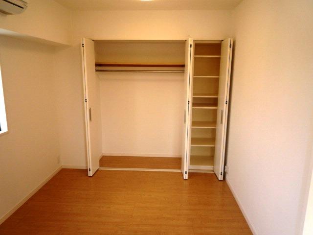 Non-living room. Indoor (September 2013) Shooting