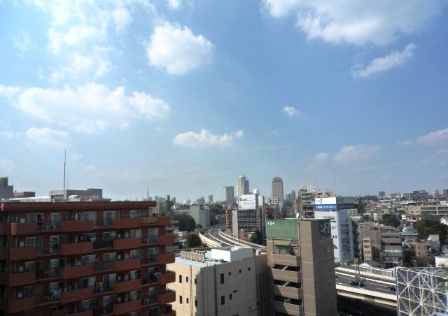 View photos from the dwelling unit. View from local (September 2013) Shooting