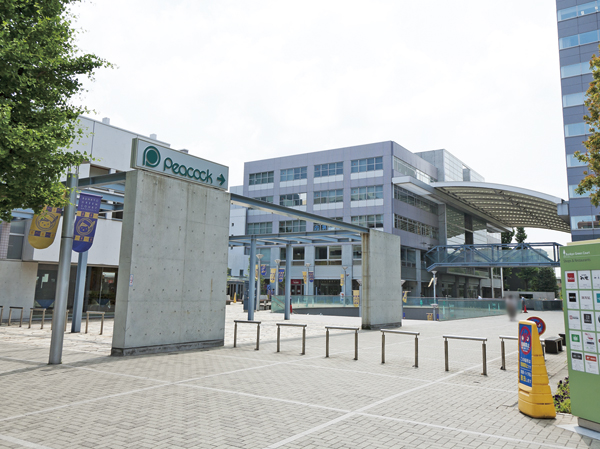 Surrounding environment. Bunkyo Green Court (8-minute walk / About 580m)