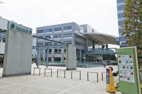 Bunkyo Green Court (8-minute walk / About 580m)