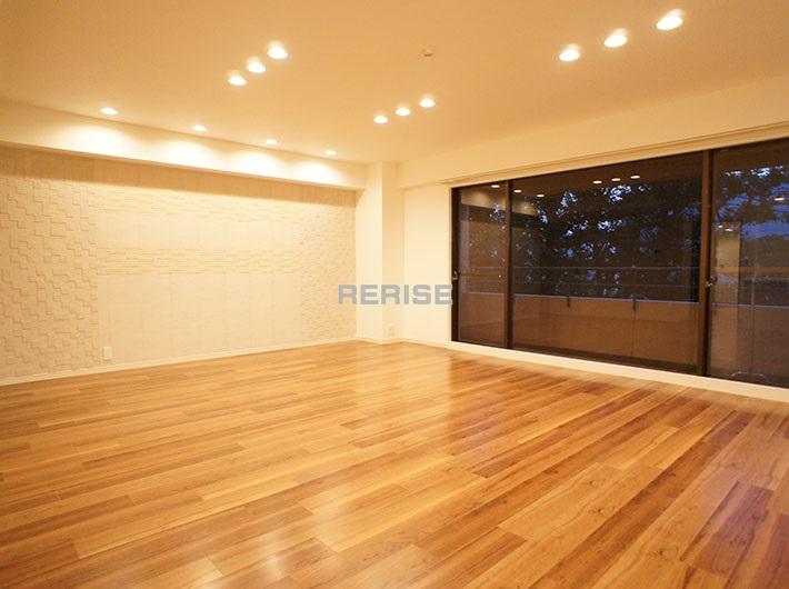 Living. living 25.7 Pledge