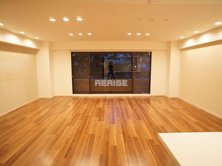 Living. living 25.7 Pledge and administrative expenses: 42200 yen / Month repair reserve: 24580 yen / Month Parking: 20000 yen / Month union dues: 200 yen / Month