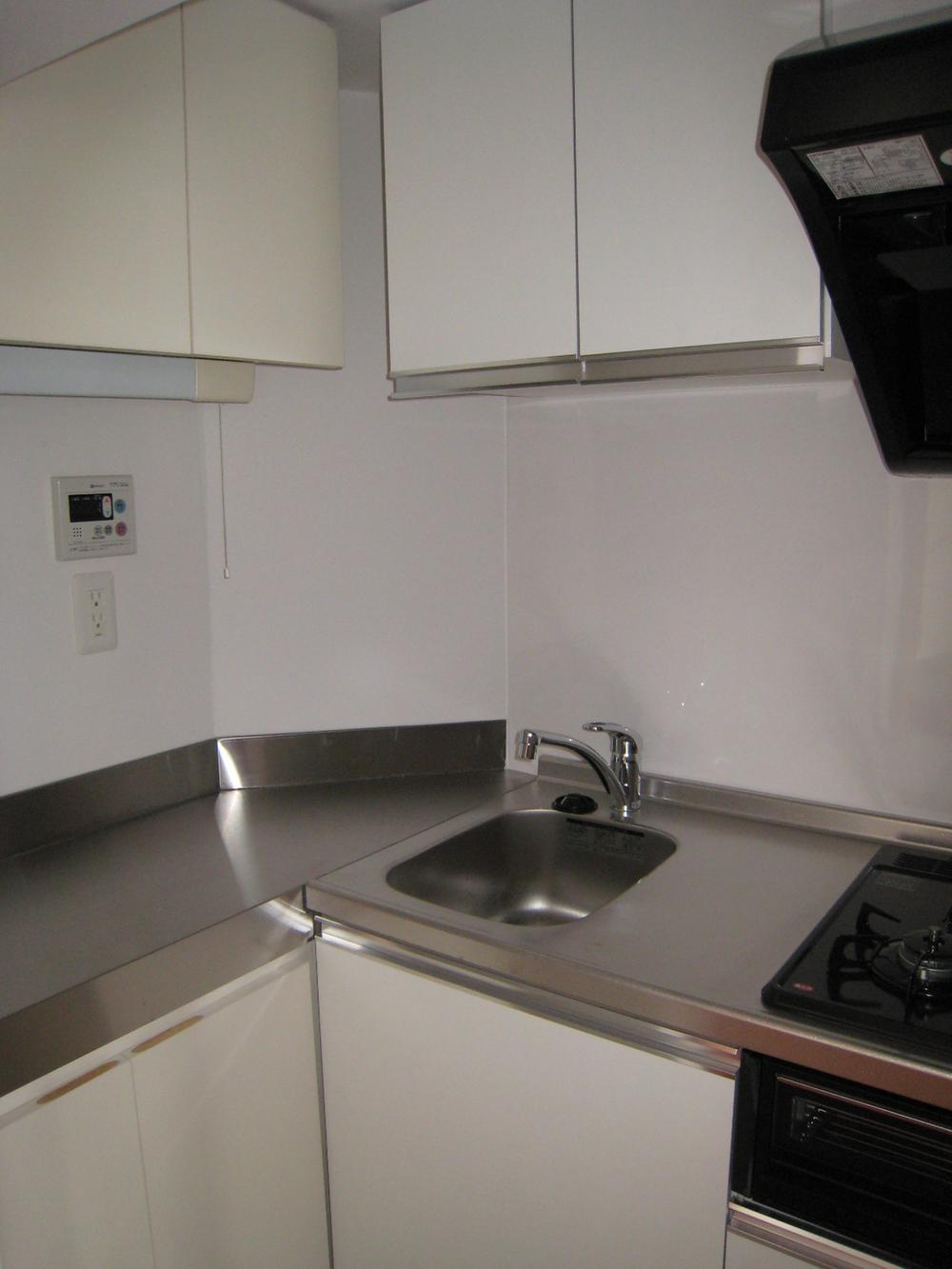 Kitchen. Indoor (06 May 2013) Shooting