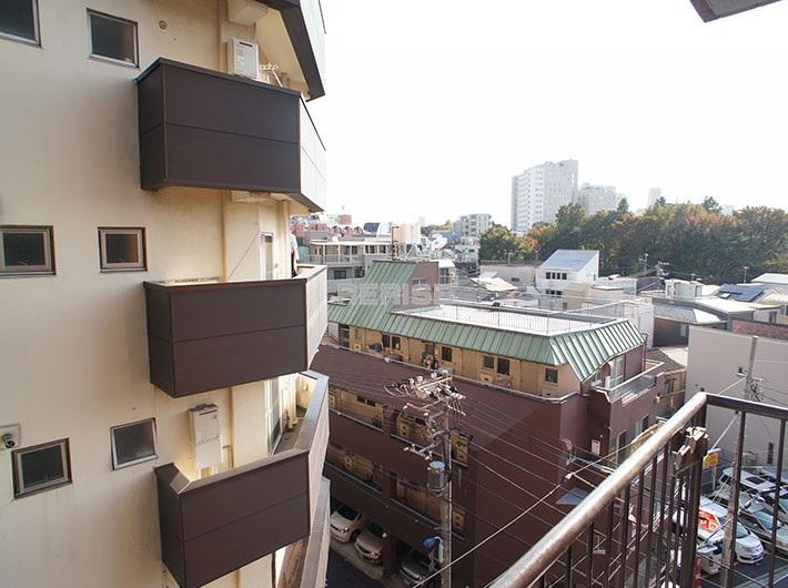 View photos from the dwelling unit