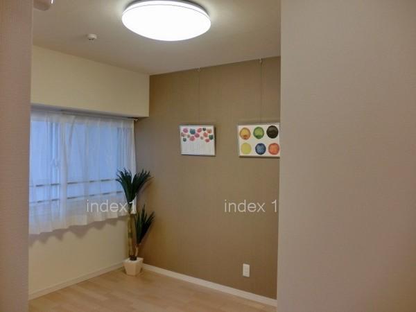 Non-living room. Warmth of atmosphere Western-style