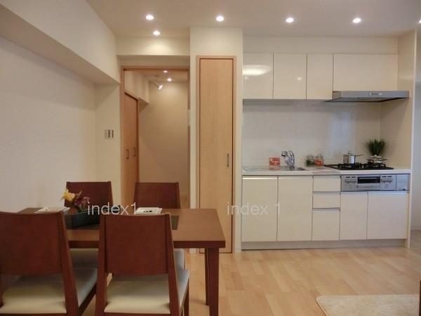 Living. Guests can relax in the room quiet ☆