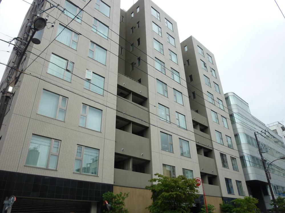 Local appearance photo. Local (12 May 2013) Shooting