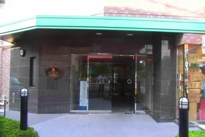 Other local. Entrance