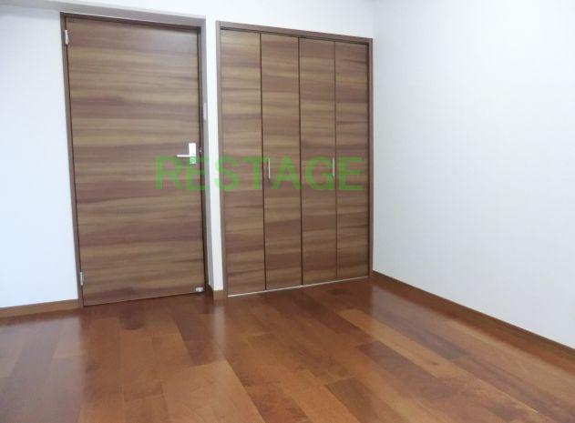 Non-living room. Western-style about 6.0 Pledge