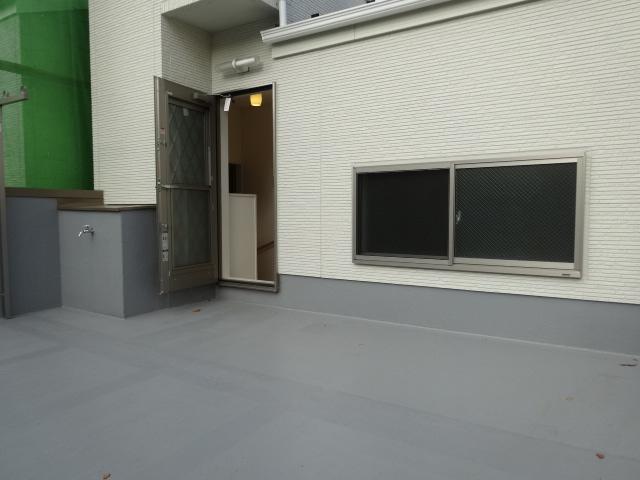 Balcony. Rooftop balcony