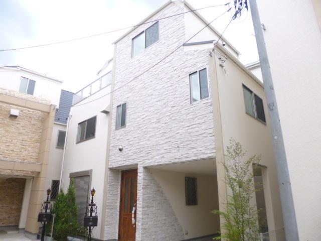 Local appearance photo