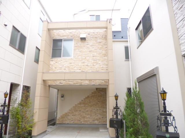 Local appearance photo