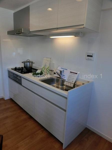 Kitchen. Convenient use with a water purifier ☆