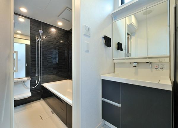 Building plan example (introspection photo). Example of construction bathroom, Basin reference photograph