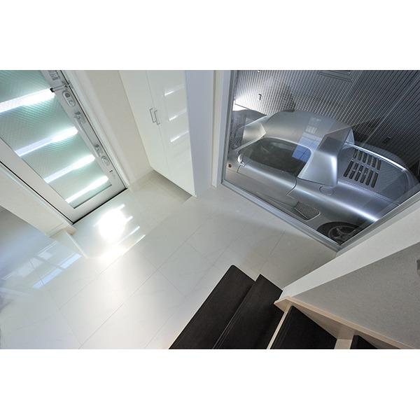 Building plan example (introspection photo). Example of construction Entrance reference photograph