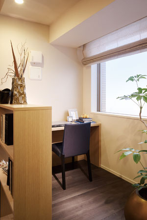 Interior. DEN (study)