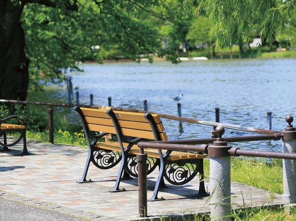 Shinobazunoike (7 min walk ・ About 550m)