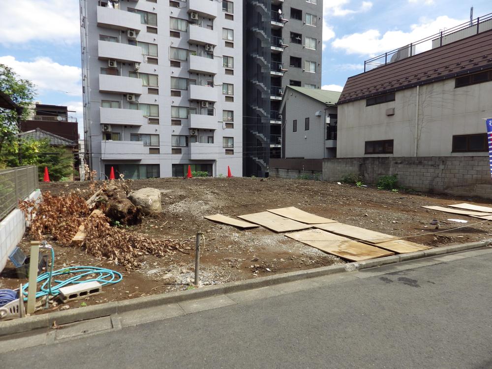 Local land photo. A compartment