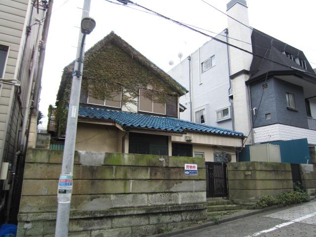 Local land photo. Local (10 May 2013) Shooting