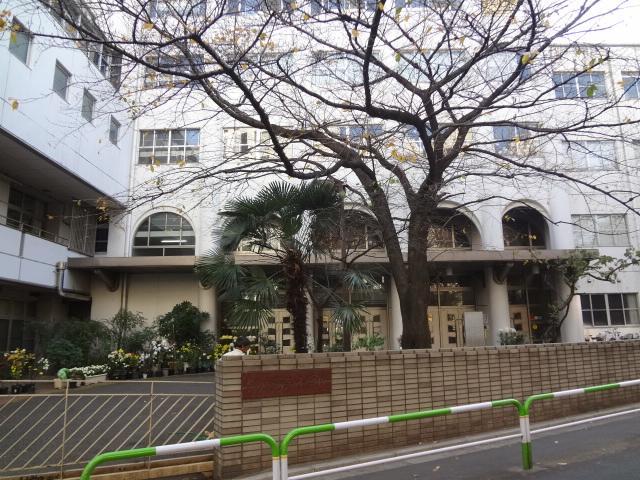 Primary school. Ward Yushima to elementary school 200m