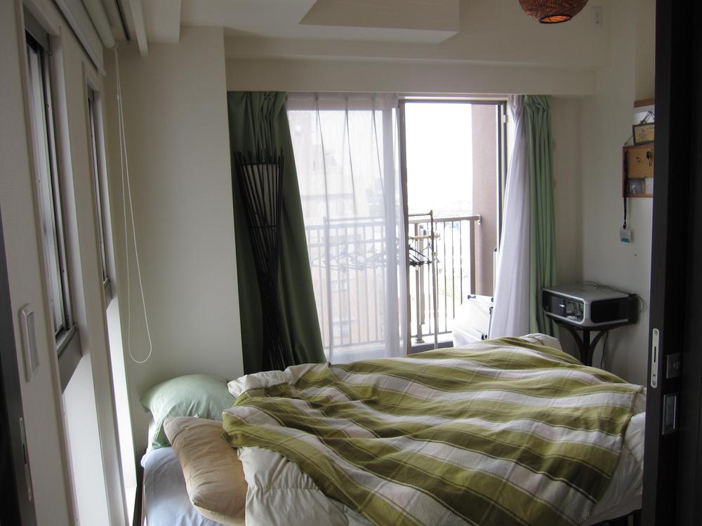 Non-living room. Indoor (11 May 2013) Shooting