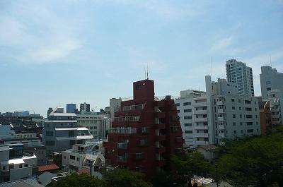 View photos from the dwelling unit. Shadow