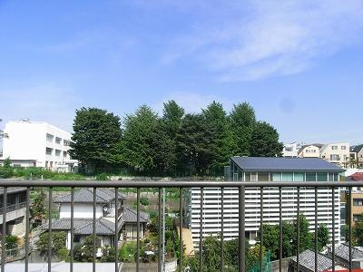 View photos from the dwelling unit