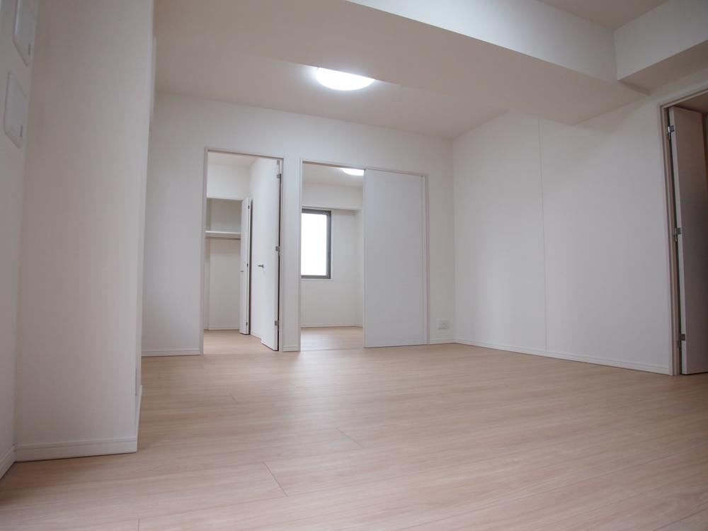 Living. Indoor (12 May 2013) Shooting