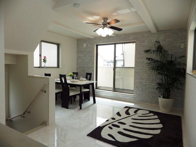 Living. Ease of use is a good living.