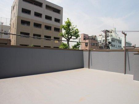 Balcony. Local (September 2013) Shooting