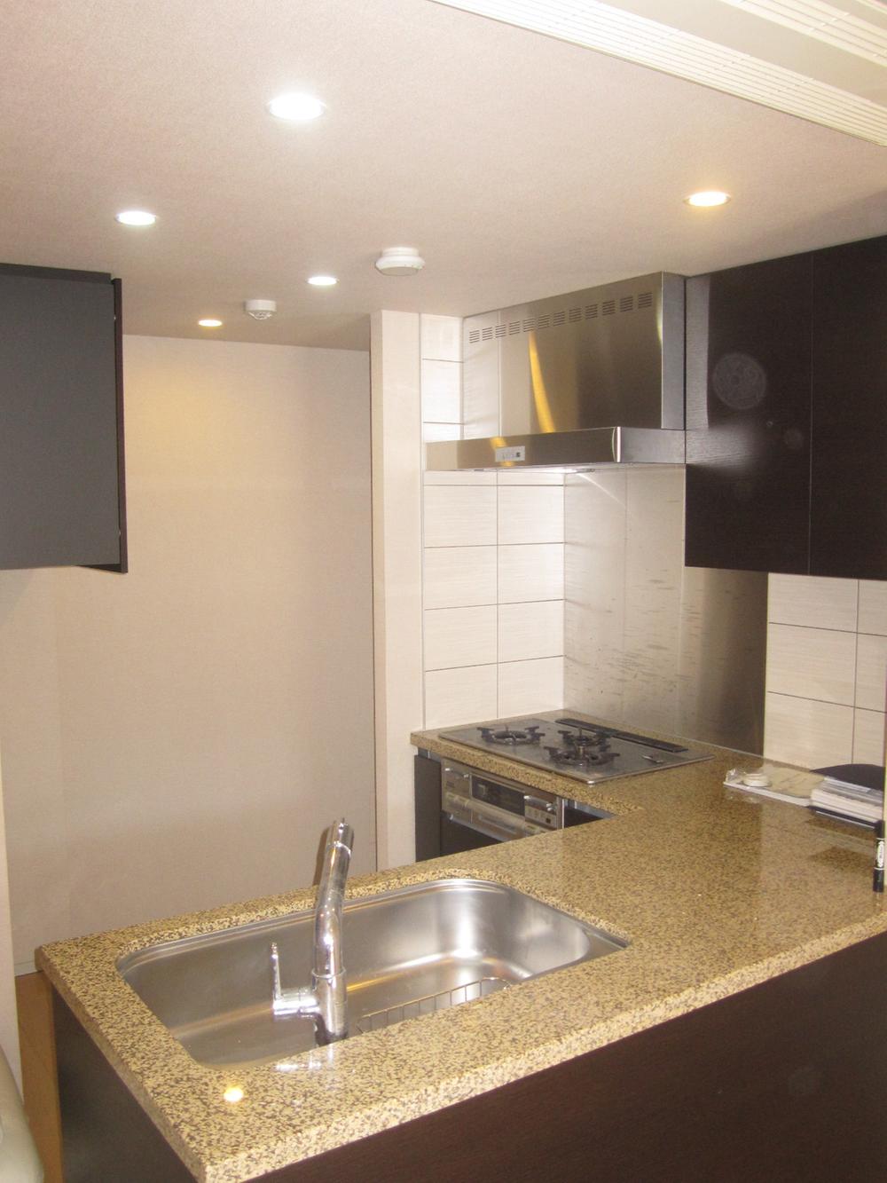 Kitchen. Indoor (September 2013) Shooting