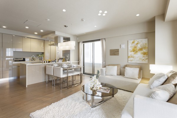 Durable, Living which adopted a wide flooring ・ dining