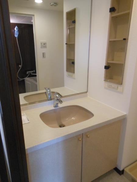 Bunkyo-ku, Tokyo Sendagi 4