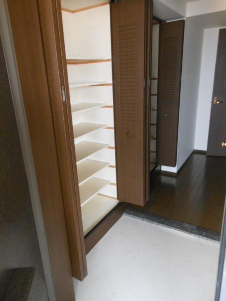 Bunkyo-ku, Tokyo Sendagi 4